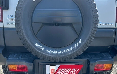 Toyota FJ Cruiser, 2013 год, 2 000 000 рублей, 19 фотография