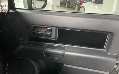 Toyota FJ Cruiser, 2013 год, 2 000 000 рублей, 14 фотография