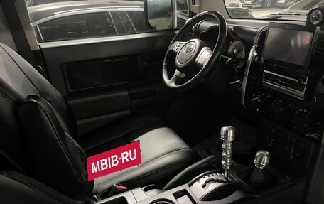 Toyota FJ Cruiser, 2013 год, 2 000 000 рублей, 13 фотография