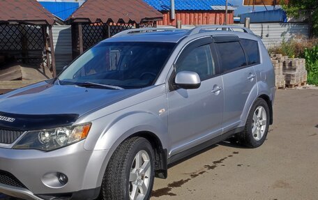 Mitsubishi Outlander III рестайлинг 3, 2007 год, 1 200 000 рублей, 1 фотография