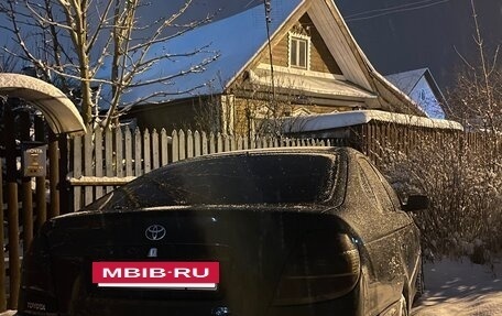 Toyota Avensis III рестайлинг, 2002 год, 600 000 рублей, 3 фотография