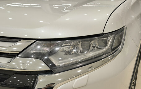 Mitsubishi Outlander III рестайлинг 3, 2015 год, 1 995 000 рублей, 21 фотография