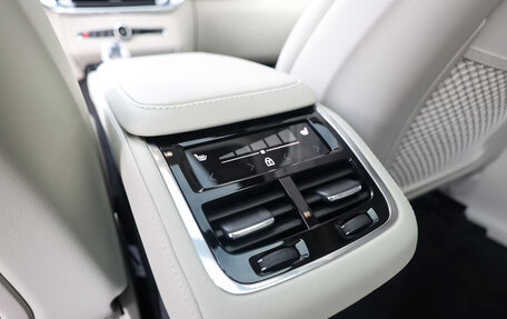 Volvo XC90 II рестайлинг, 2025 год, 13 200 000 рублей, 22 фотография