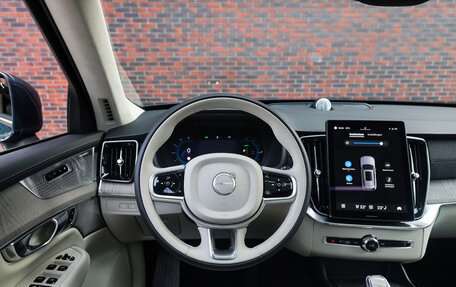 Volvo XC90 II рестайлинг, 2025 год, 13 200 000 рублей, 24 фотография