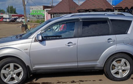 Mitsubishi Outlander III рестайлинг 3, 2007 год, 1 200 000 рублей, 3 фотография