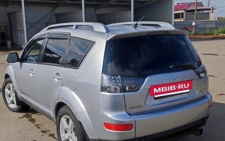Mitsubishi Outlander III рестайлинг 3, 2007 год, 1 200 000 рублей, 6 фотография