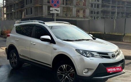 Toyota RAV4, 2014 год, 1 600 000 рублей, 3 фотография