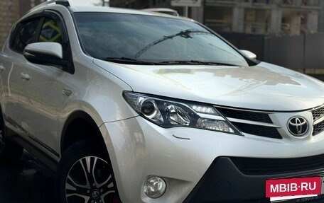 Toyota RAV4, 2014 год, 1 600 000 рублей, 4 фотография