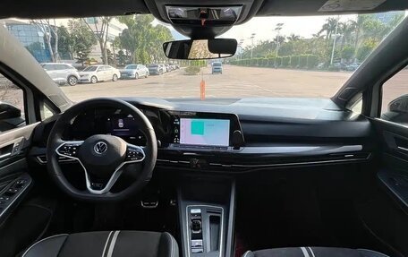 Volkswagen Golf VIII, 2021 год, 2 155 000 рублей, 7 фотография