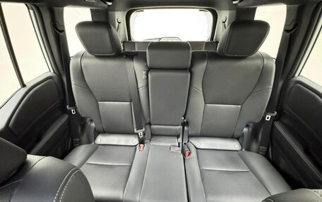 Toyota Land Cruiser Prado, 2024 год, 10 300 000 рублей, 8 фотография