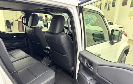 Toyota Land Cruiser Prado, 2024 год, 10 300 000 рублей, 7 фотография