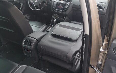 Volkswagen Tiguan II, 2017 год, 2 550 000 рублей, 7 фотография