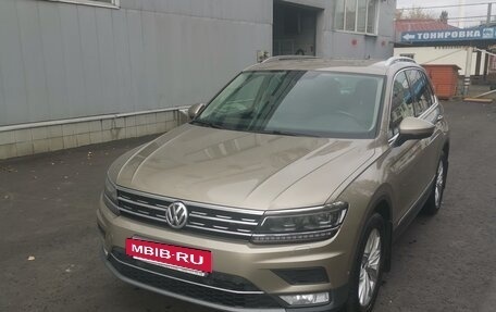 Volkswagen Tiguan II, 2017 год, 2 550 000 рублей, 3 фотография
