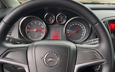 Opel Astra J, 2011 год, 625 000 рублей, 3 фотография