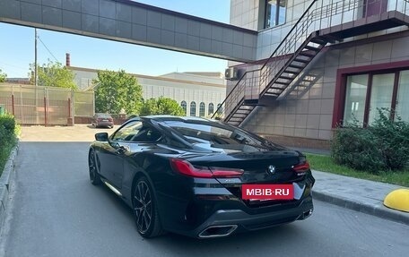 BMW 8 серия, 2019 год, 6 050 000 рублей, 10 фотография