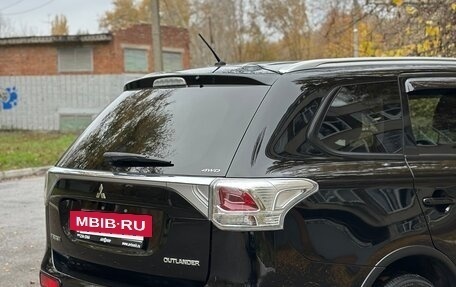 Mitsubishi Outlander III рестайлинг 3, 2014 год, 1 480 000 рублей, 12 фотография