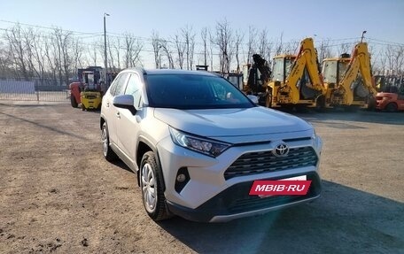 Toyota RAV4, 2021 год, 3 585 000 рублей, 2 фотография