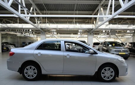 Toyota Corolla, 2011 год, 1 100 000 рублей, 8 фотография