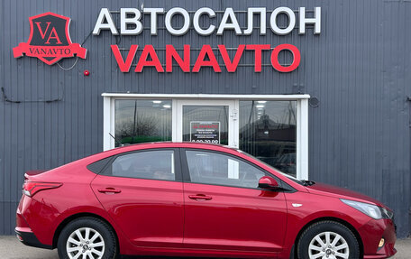 Hyundai Solaris II рестайлинг, 2021 год, 1 660 000 рублей, 4 фотография