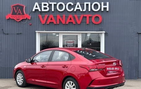 Hyundai Solaris II рестайлинг, 2021 год, 1 660 000 рублей, 8 фотография