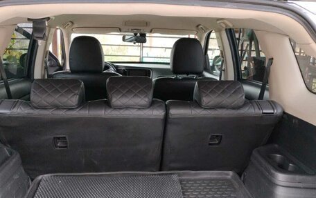 Mitsubishi Outlander III рестайлинг 3, 2019 год, 2 300 000 рублей, 11 фотография