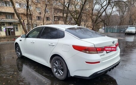 KIA Optima IV, 2020 год, 1 650 000 рублей, 6 фотография