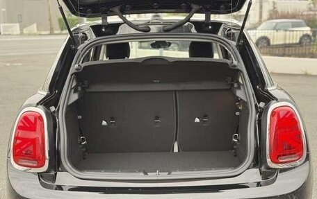 MINI Hatch, 2018 год, 850 000 рублей, 14 фотография