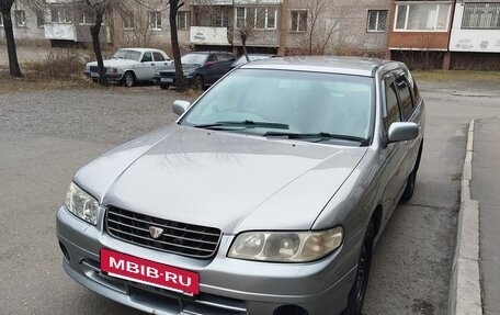 Nissan Avenir II, 1999 год, 340 000 рублей, 2 фотография