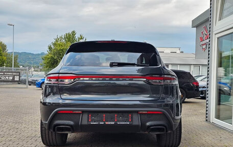 Porsche Macan I рестайлинг, 2024 год, 8 795 387 рублей, 5 фотография