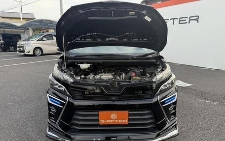 Toyota Voxy III, 2021 год, 1 910 007 рублей, 37 фотография