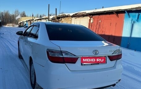 Toyota Camry, 2016 год, 1 600 000 рублей, 6 фотография
