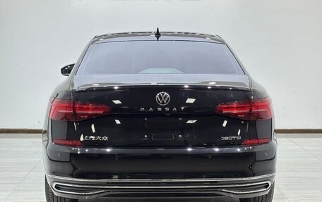 Volkswagen Passat B8 рестайлинг, 2021 год, 2 500 000 рублей, 4 фотография