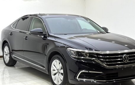 Volkswagen Passat B8 рестайлинг, 2021 год, 2 500 000 рублей, 2 фотография