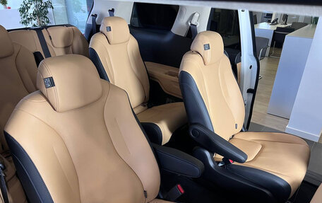 KIA Carnival, 2022 год, 5 250 000 рублей, 21 фотография