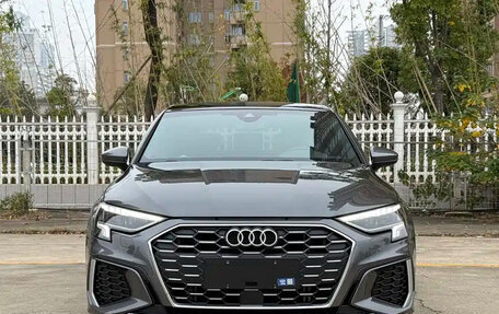 Audi A3, 2022 год, 2 300 000 рублей, 2 фотография