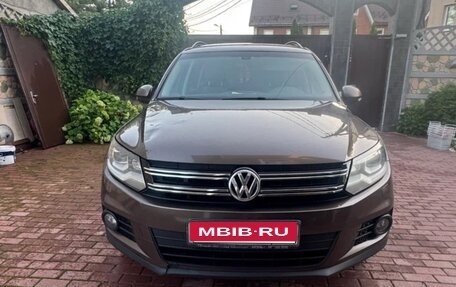 Volkswagen Tiguan I, 2015 год, 1 100 000 рублей, 2 фотография