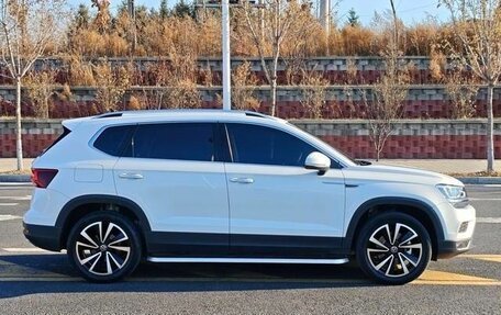 Volkswagen Tharu, 2021 год, 1 340 000 рублей, 4 фотография