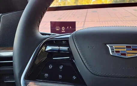 Cadillac Escalade V, 2025 год, 24 601 476 рублей, 15 фотография