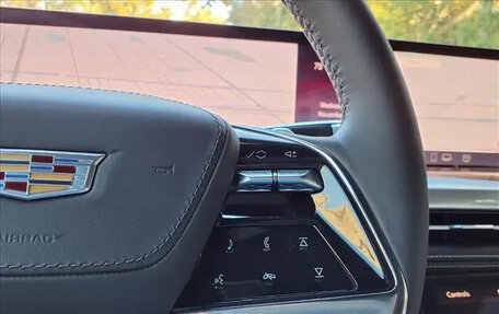 Cadillac Escalade V, 2025 год, 24 601 476 рублей, 11 фотография