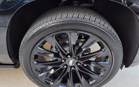 Cadillac Escalade V, 2025 год, 24 601 476 рублей, 7 фотография