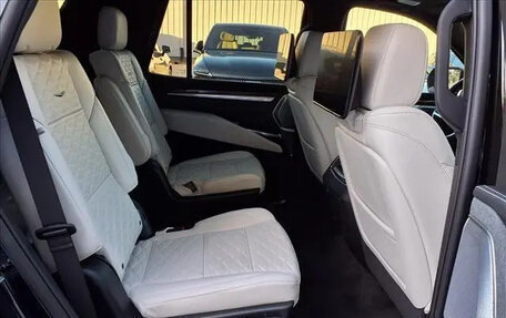 Cadillac Escalade V, 2025 год, 24 601 476 рублей, 18 фотография