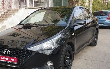 Hyundai Solaris II рестайлинг, 2020 год, 1 100 000 рублей, 1 фотография