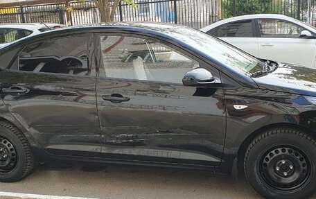 Hyundai Solaris II рестайлинг, 2020 год, 1 100 000 рублей, 4 фотография