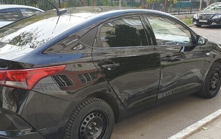 Hyundai Solaris II рестайлинг, 2020 год, 1 100 000 рублей, 5 фотография