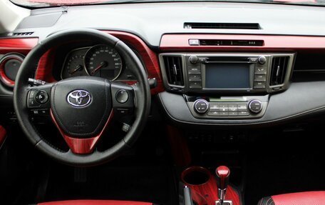 Toyota RAV4, 2014 год, 1 729 000 рублей, 12 фотография