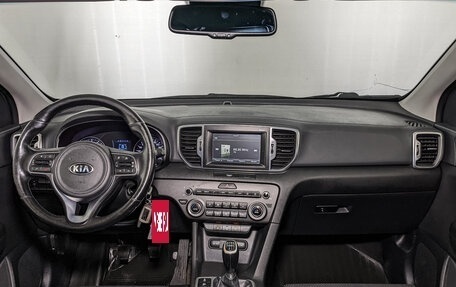 KIA Sportage IV рестайлинг, 2016 год, 1 600 000 рублей, 14 фотография