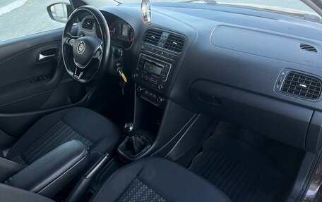 Volkswagen Polo VI (EU Market), 2015 год, 890 000 рублей, 8 фотография