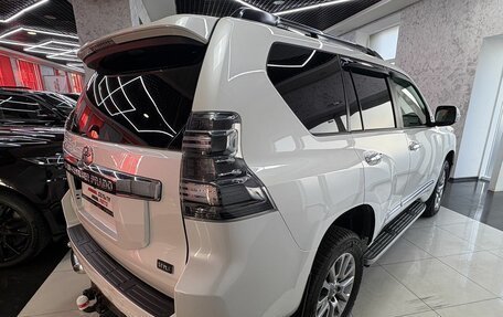 Toyota Land Cruiser Prado 150 рестайлинг 2, 2017 год, 4 600 000 рублей, 5 фотография