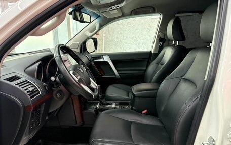 Toyota Land Cruiser Prado 150 рестайлинг 2, 2017 год, 4 600 000 рублей, 13 фотография