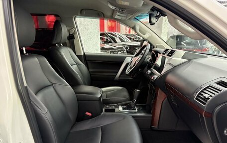 Toyota Land Cruiser Prado 150 рестайлинг 2, 2017 год, 4 600 000 рублей, 17 фотография